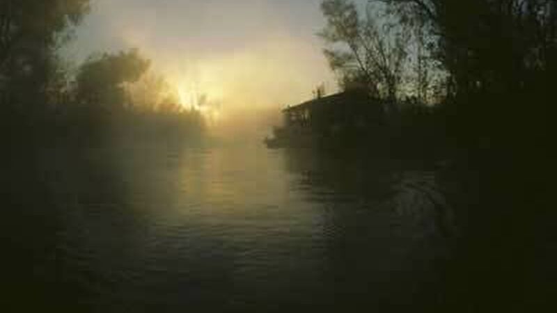 Houseboat at sunrise
Image (c) Photographer C.C. Lockwood